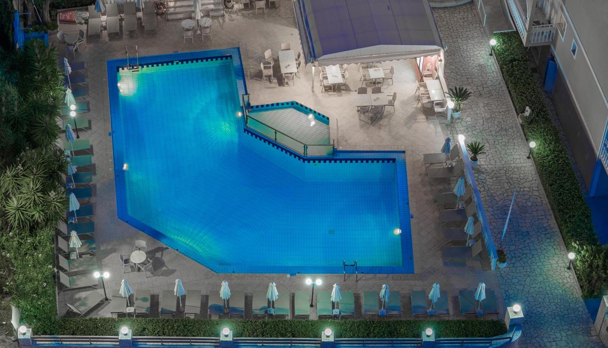 Daisy Hotel Πλάνος Εξωτερικό φωτογραφία